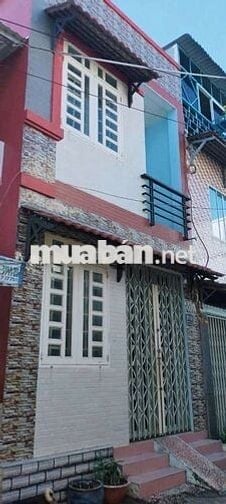 Nhà thuê nguyên căn ( 7 triệu 5),
👉Đường Dương bá trạc. Phường 1