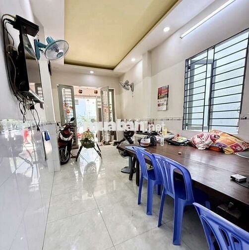 NHÀ MỚI ĐẸP LÊ QUANG ĐỊNH HẺM 4M LÁT GẠCH SẠCH ĐẸP•3 tầng 49m2 giá 8tỷ