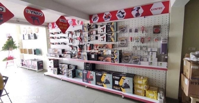 Tuyển nhân viên giúp việc và tạp vụ vvệ sinh cho shop