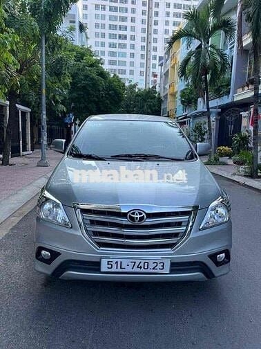 Toyota Innova 2016 số tự động
