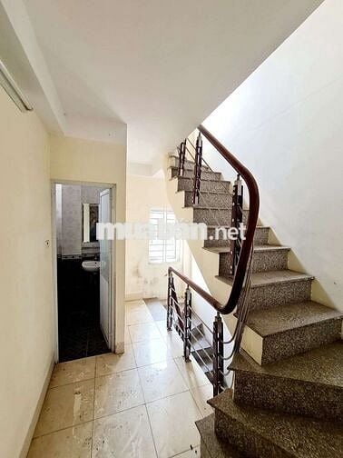 Nhà mặt phố siêu hiếm – Vị trí vàng kinh doanh – Giá tốt đầu tư