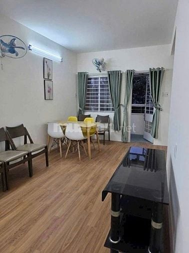 Căn hộ 40m2,1P ngủ, wc , C/c Bàu Cát, p10, TB,5tr/th. Thang bộ