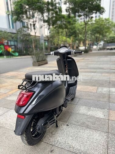 Vespa iget ABS bao hồ sơ