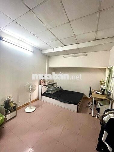 Tìm 1 nữ ở ghép Hàng Xanh, Bình Thạnh