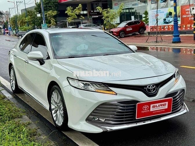 Toyota Camry 2019 2.5Q - 99891 km - Giá còn giảm