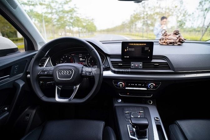 Audi Q5 Quattro 2018 - mạnh mẽ vận hành êm ái