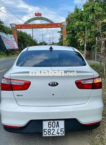Kia Rio 2016 1.4 MT Sedan - 75000 km