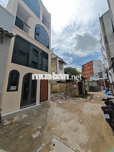GIÁ HỜI_LÔ ĐẤT NGAY BỆNH VIÊN ĐA KHOA TĐ_XD 4 TẦNG_68TR/m2