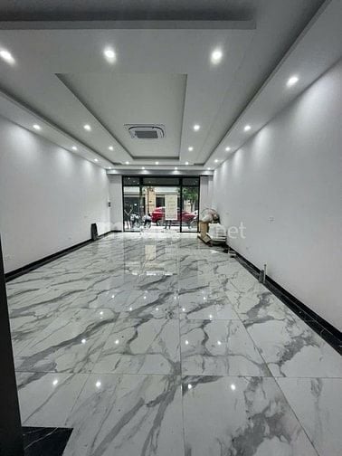 Chính chủ bán 2 căn shophouse hoàn thiện dt 135m giá 16 tỷ Vinhomes GL