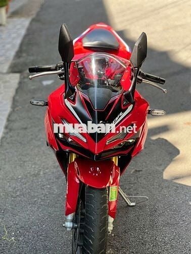 Cbr150r 12/2023  bs72