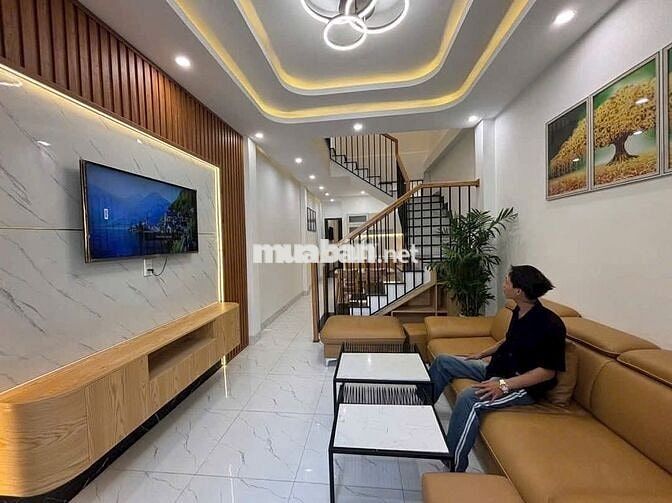 Nhà còn mới-dọn vào ở liền, căn Nguyễn Trọng Tuyển- Phú Nhuận. 34m2