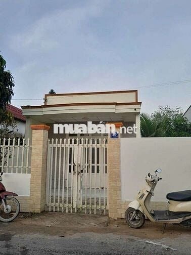 Bán nhà vườn số 109C đường cặp sông Cái Răng Bé, cách quốc lộ 1A 500m