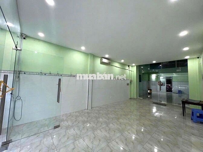 Cho Thuê Mặt Bằng Đường Trần Quốc Hoàn, Tân Bình ( 4.5x18m - MB Rộng )