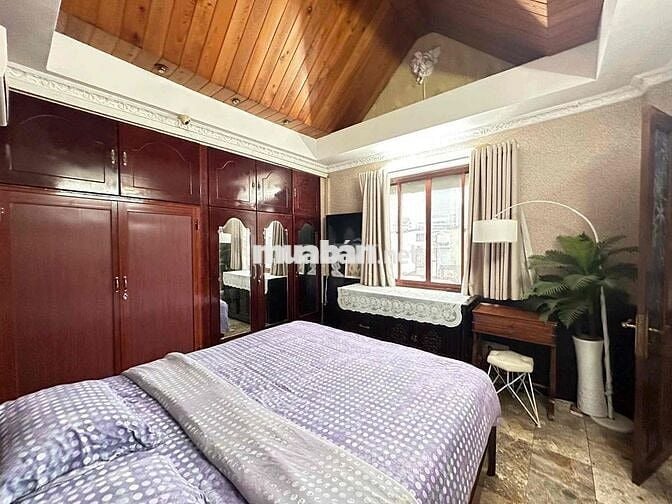 PENHOUSE Trung Tâm Quận 1 hơn 70m2 diện tích sử dụng