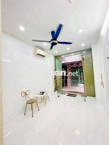 CHO THUÊ NHÀ QUẬN 4 | 12TR. 2 PN - 3 WC. FULL NỘI THẤT.
