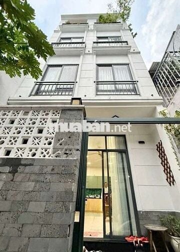 💥💥 Ngã tư HÀNG XANH Giáp Q1
-  55m2 - 5 Tầng đúc + 5Pn  Nhỉnh 7,x TT