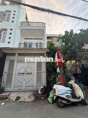cho thuê nhà 1/ đs 3 p9 (4x17) 3 pn , 2wc hẻm xe tai