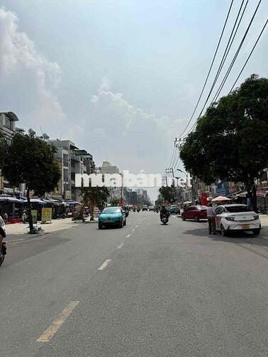Bán nhà hẻm xe hơi thông CMT8, Tân Bình, 2 tầng, giá chỉ 6 tỷ