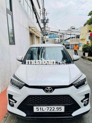 Toyota Raize 2023 - 16000 km 1.0 Turbo