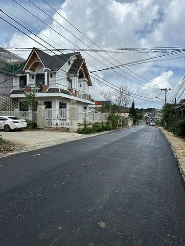 CHO THUÊ VILLA SÂN VƯỜN NGÔ TẤT TỐ PHUONG 8 ĐÀ LẠT