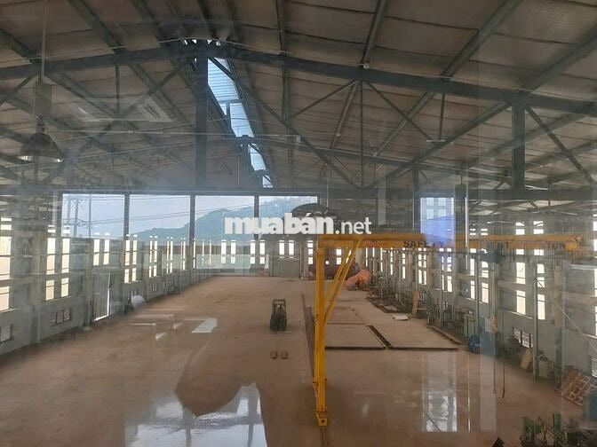 CHO THUÊ KHO XƯỞNG TRONG KHU CÔNG NGHIỆP  DIỆN TÍCH 1.500m²