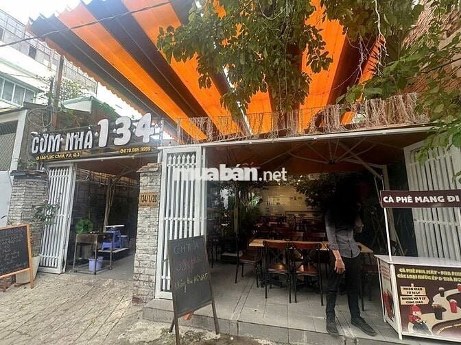 👉 HXH CMT8 Quận 3 – 12x20m , trệt suốt  – giá 60tr/tháng.