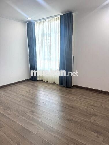 Bán căn hộ Penthouse Giai Việt Hoàng Anh 856 Tạ Quang Bửu, P5, Q8.