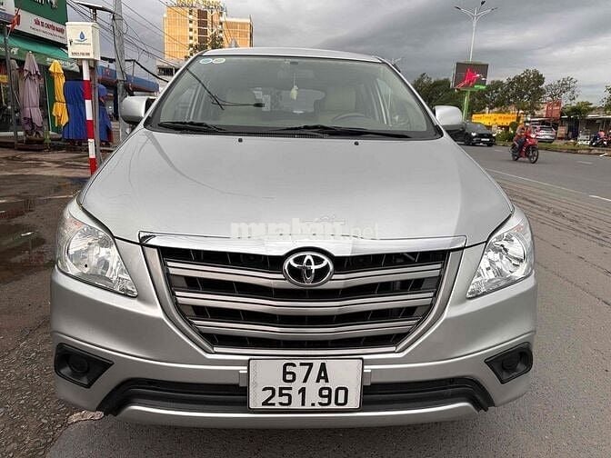 Toyota Innova 2014 E - 82000 km