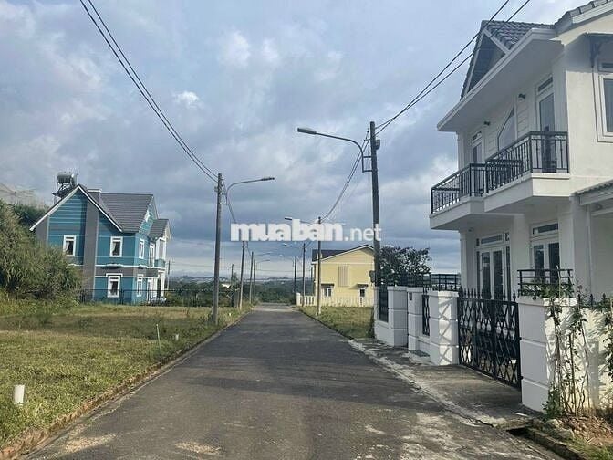 Bán Gấp 211m2 Đất Mặt tiền Xây VILLA Phường 7 Đà Lạt  5,2 Tỷ
