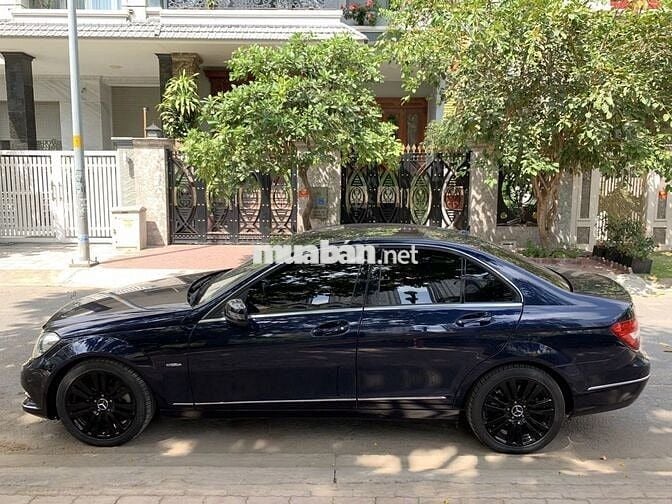 Mercedes-Benz C250 2012 Xanh Đen 5 Chỗ Tự Động