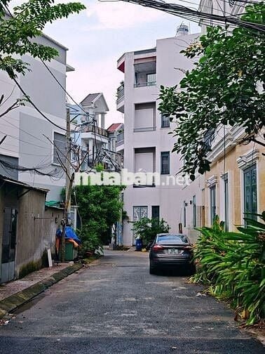 Đất có GPXD 1 trệt 3 lầu, tặng trọ cho thuê, hẻm xe hơi Lê Văn Chí