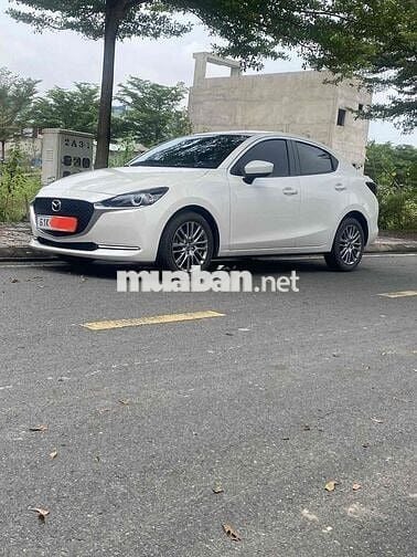 Mazda 2 2023 1.5 Luxury - 23000 km