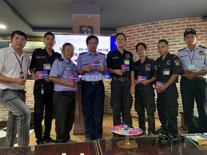 CẦN GẤP 3 NAM GIỮ XE KARAOKE CA ĐÊM Ở CMT8  - THU NHẬP TRÊN 10TR/TH