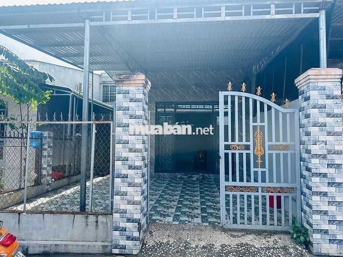Cần bán gấp nhà KV P.Tân Thiện Đồng Xoài