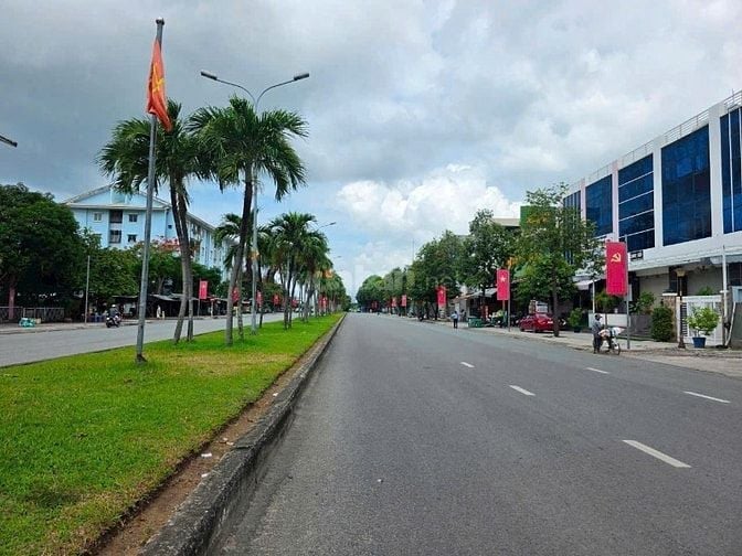 Bán đất mặt tiền đường Trương Gia Mô Rộng 40m.vị trí đẹp.DT 5x18m.