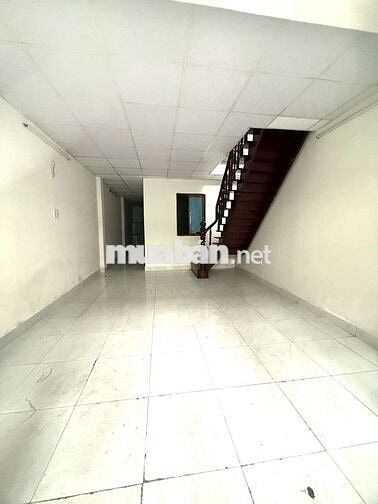 Bán nhà Phạm Đăng Giảng Bình Tân 61m², AEON Tân Phú, chợ, trường cấp 3