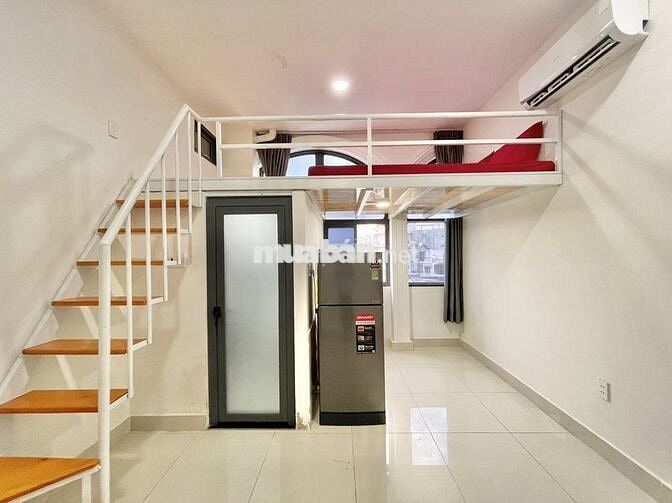 GÁC LỬNG CỬA SỔ TRỜI, FULL NỘI THẤT NGAY CHỢ HOÀNG HOA THÁM