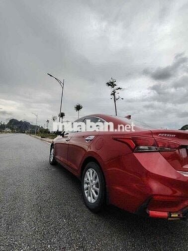 Hyundai Accent 2019 1.4 MT Base - 10 km