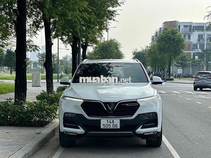 VinFast Lux SA2.0 2021 Plus 2.0 AT - 77000 km