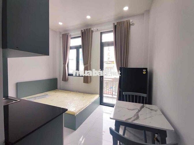 Căn Hộ Ban Công Mới Xây Phú Nhuận Gần Phan Xích Long CV Gia Định Q1