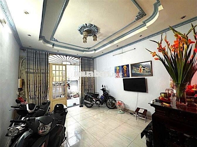 PHẠM VĂN ĐỒNG–P1 GÒ VẤP–NGAY VÒNG XOAY CV GIA ĐỊNH–96M²–2TẦNG–3PN-HXH