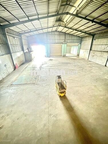 CHO THUÊ KHO XƯỞNG 840M2 VỊ TRÍ VÀNG GÓC 2 MẶT TIỀN QL1A, BÌNH TÂN