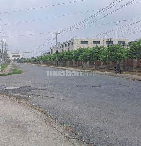 Cần bán lô đất kcn hòa phú Vĩnh Long dt 8.5 ha 