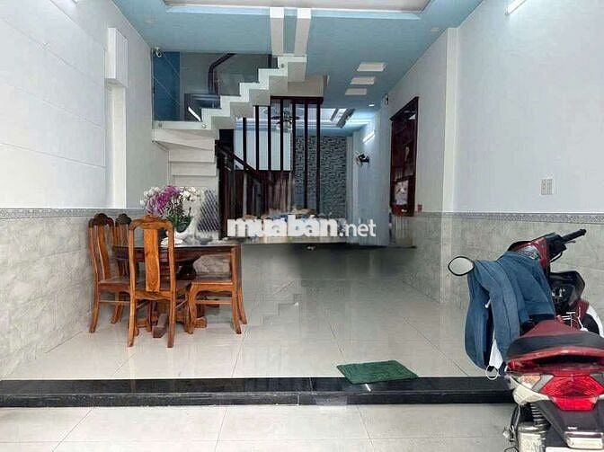 NHÀ 1TRỆT 3LẦU 1TUM SÂN THƯỢNG 4PN 5WC GẦN VẠN PHÚC 16TRIỆU