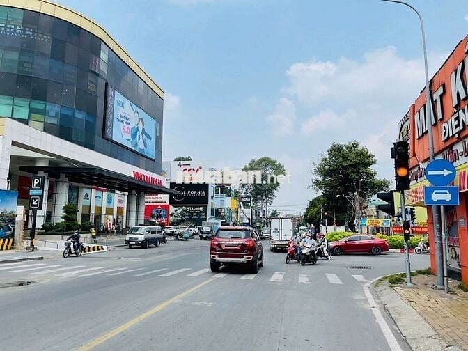 Thu nhập 60tr/tháng, nhà 2 tầng, mặt tiền đường Võ Văn Ngân, Thủ Đức.