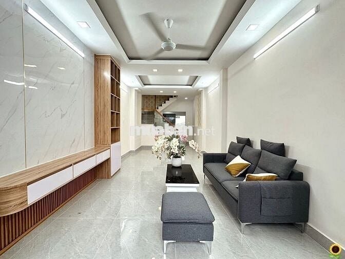 Cần tiền bán gấp nhà Hoàng Hoa Thám, 36m² – giá chỉ 3tỷ5!