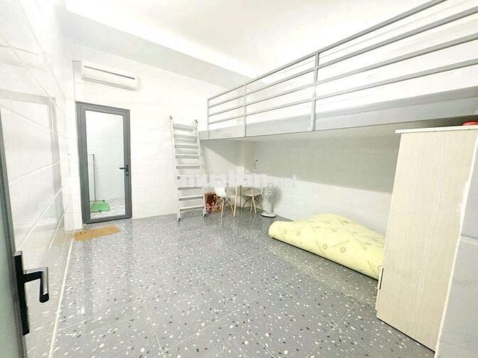 Nhà HXH còn trệt gác+ phòng bếp full nội thất