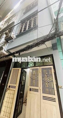 Chính chủ cho thuê nhà riêng 4 tầng 4 ngủ giá tốt