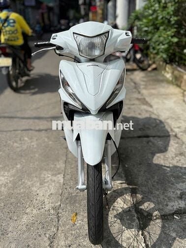 Em mới lên đời nên bán lại, nguyên zin, giấy tờ dd