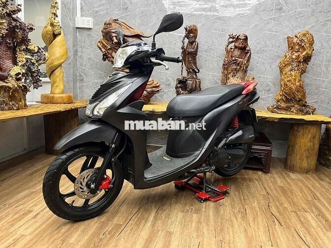 👉Vision 2017 máy móc zin êm, dàn chân sáng